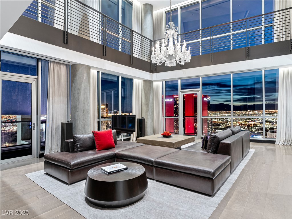 2700 Las Vegas Boulevard 4306