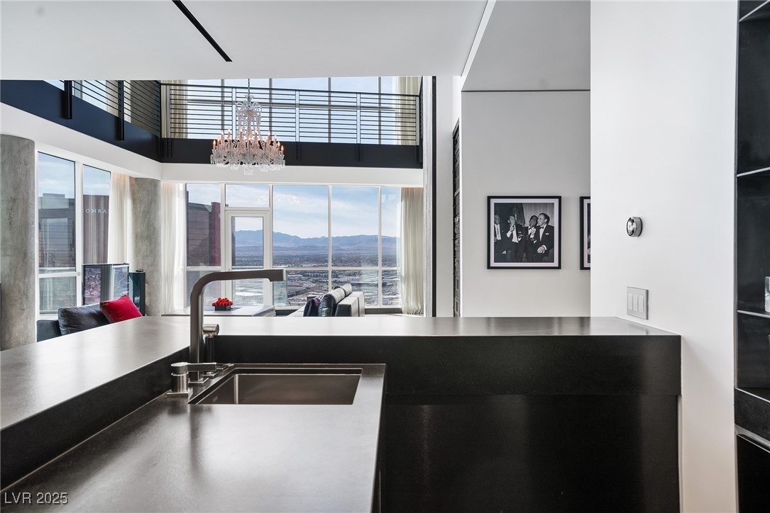 2700 Las Vegas Boulevard 4306