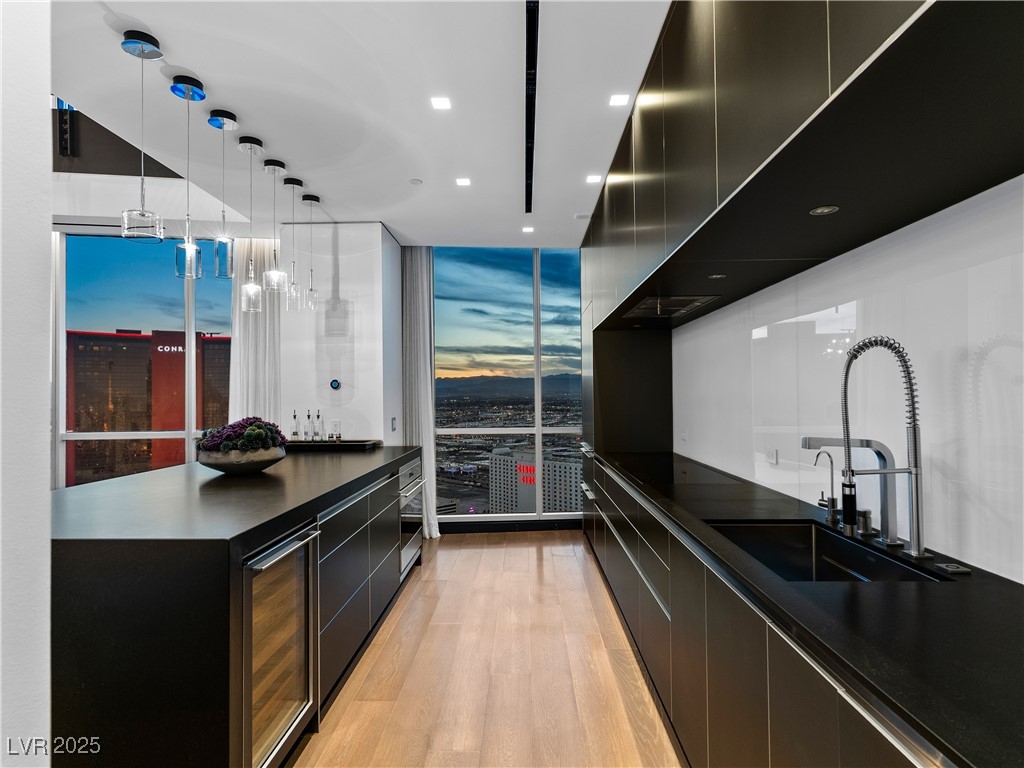 2700 Las Vegas Boulevard 4306