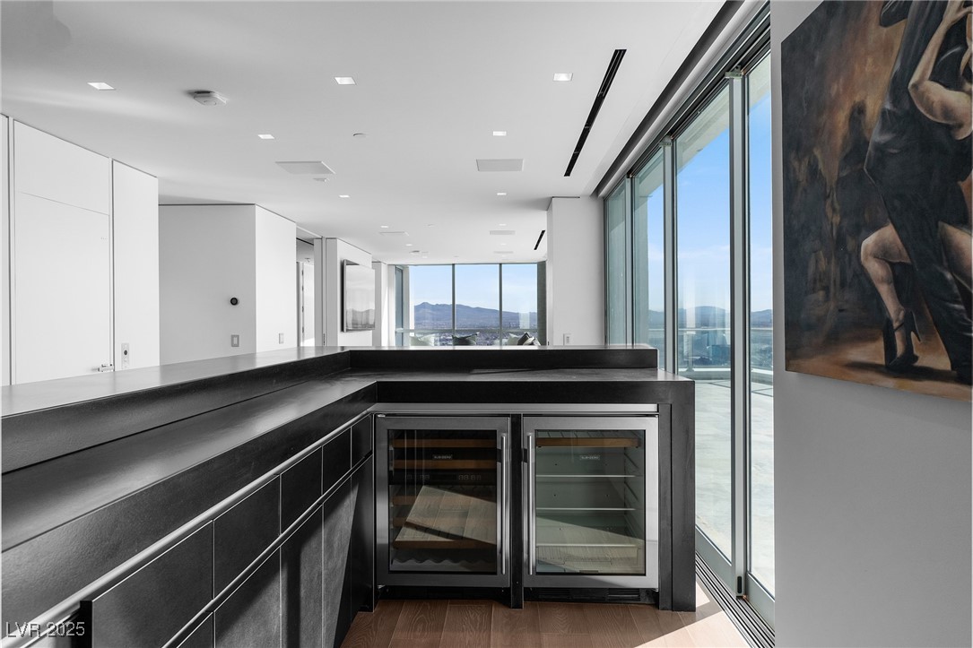 2700 Las Vegas Boulevard 4306