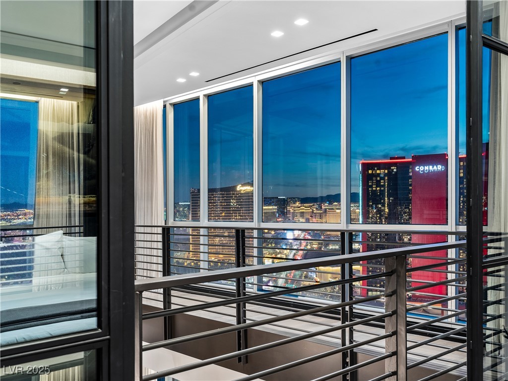 2700 Las Vegas Boulevard 4306