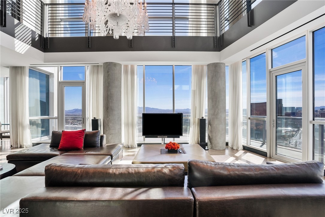 2700 Las Vegas Boulevard 4306
