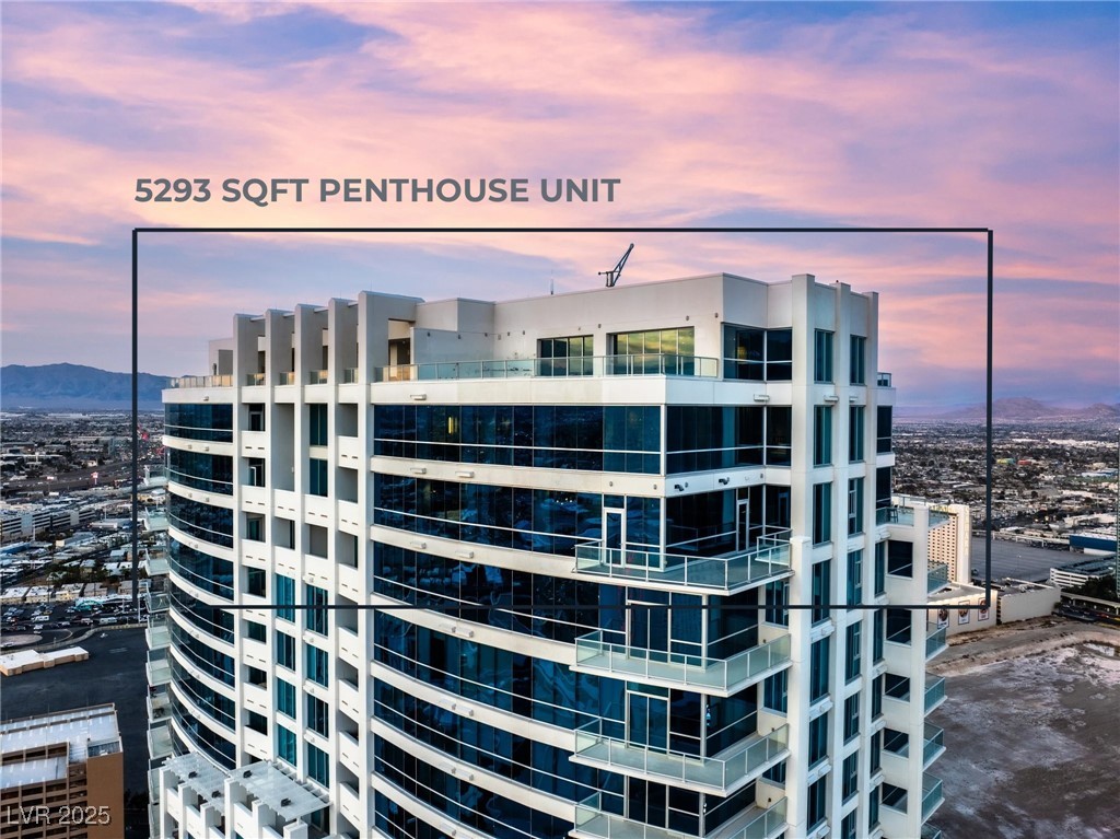 2700 Las Vegas Boulevard 4306