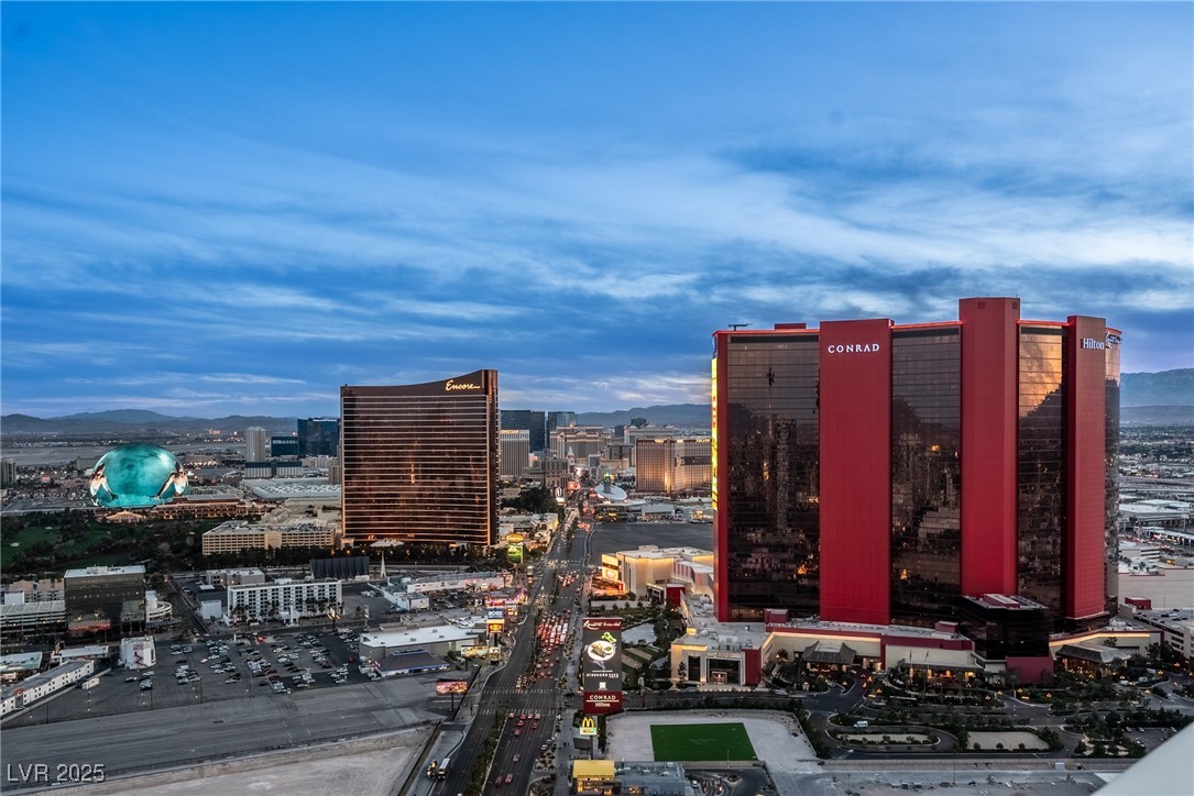 2700 Las Vegas Boulevard 4306