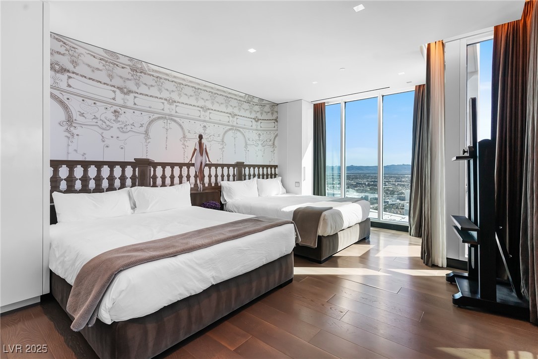 2700 Las Vegas Boulevard 4306