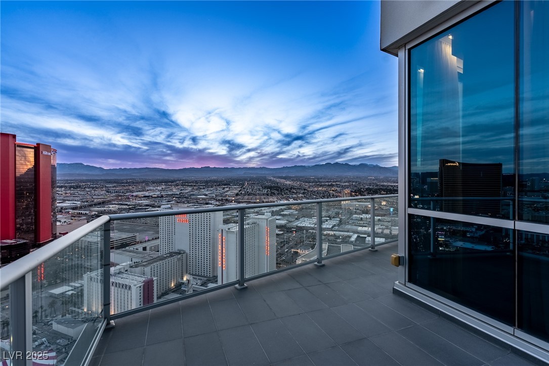 2700 Las Vegas Boulevard 4306