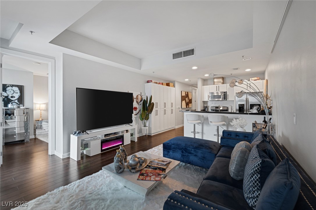 4525 Dean Martin Drive 2205