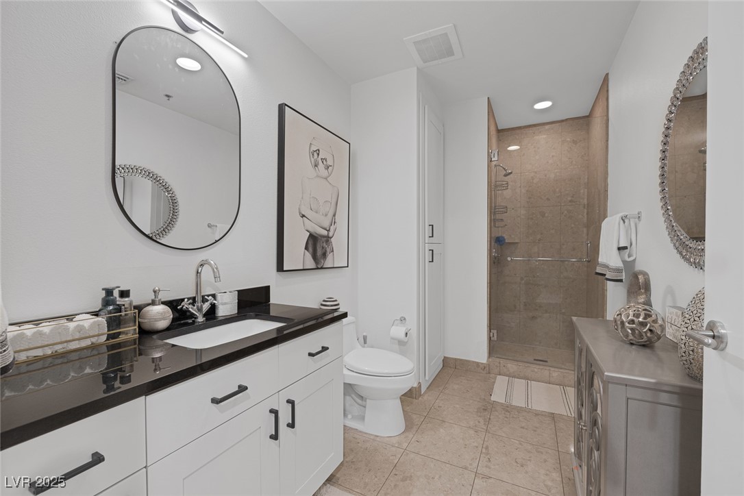 4525 Dean Martin Drive 2205