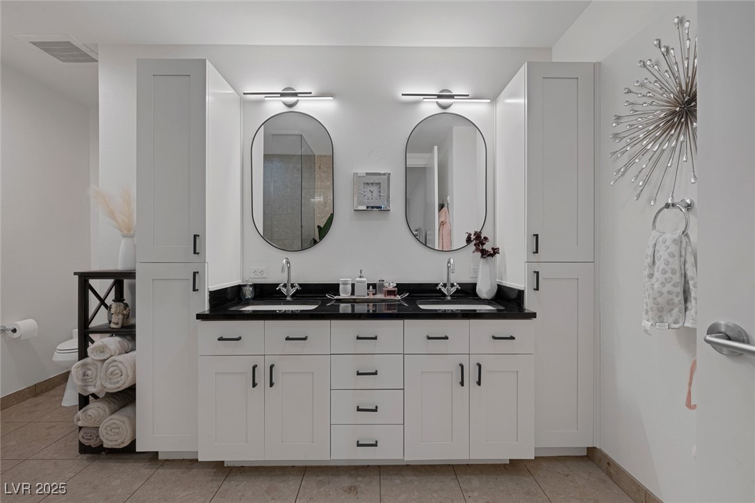 4525 Dean Martin Drive 2205