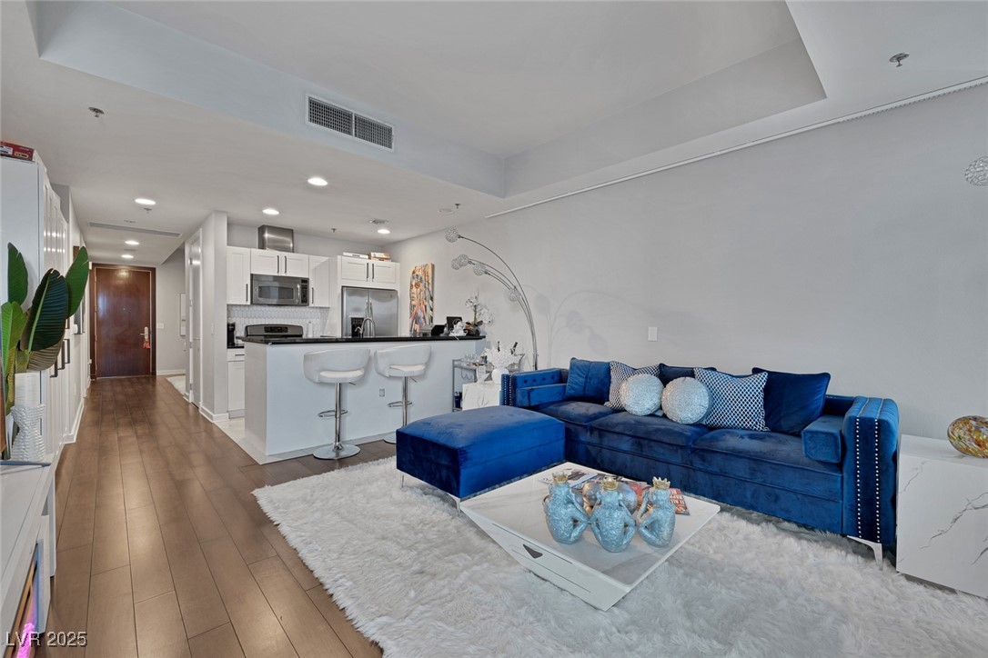 4525 Dean Martin Drive 2205