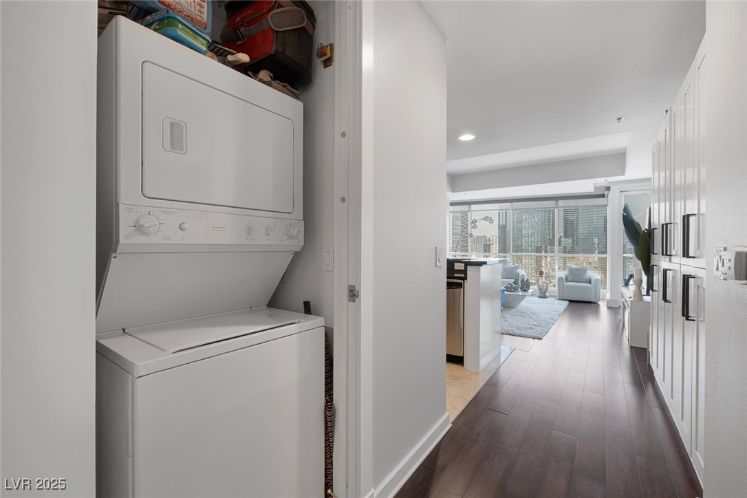 4525 Dean Martin Drive 2205