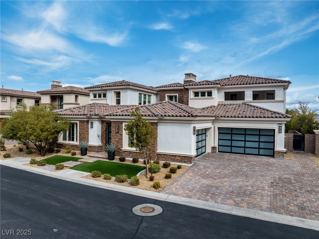 12 Olympia Chase Drive