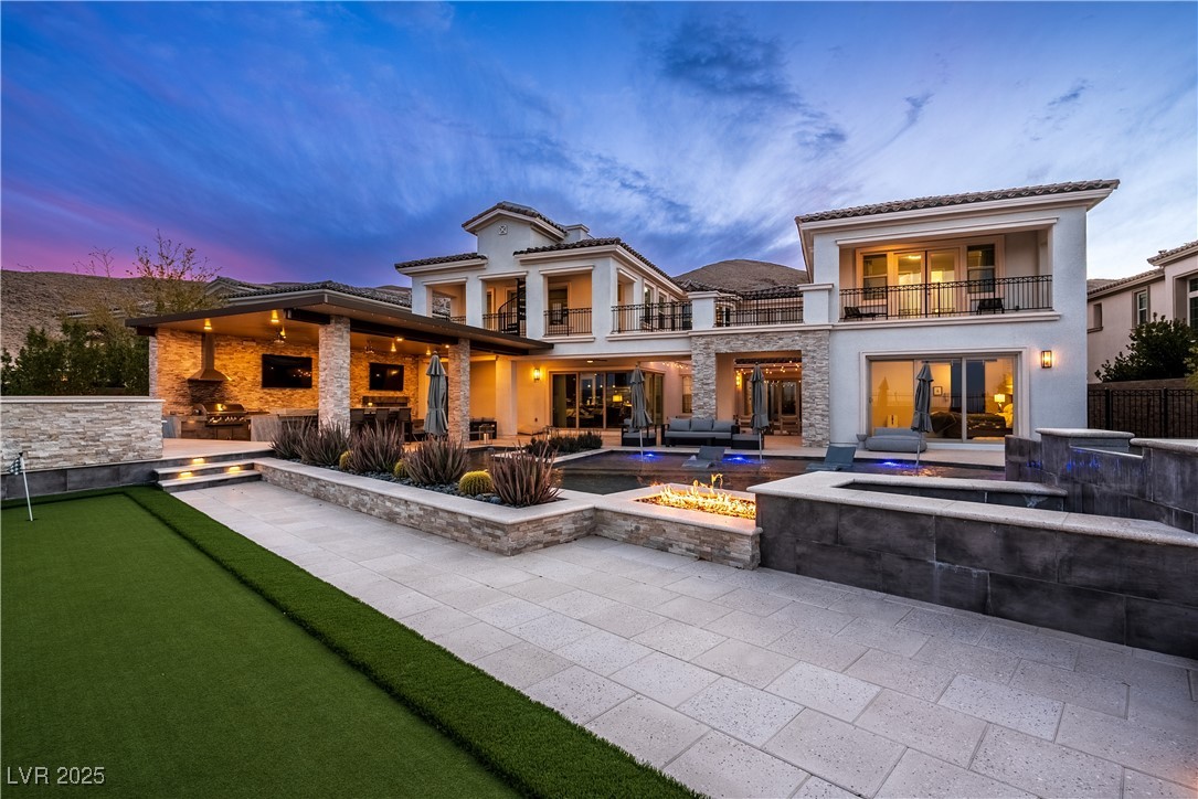 12 Olympia Chase Drive