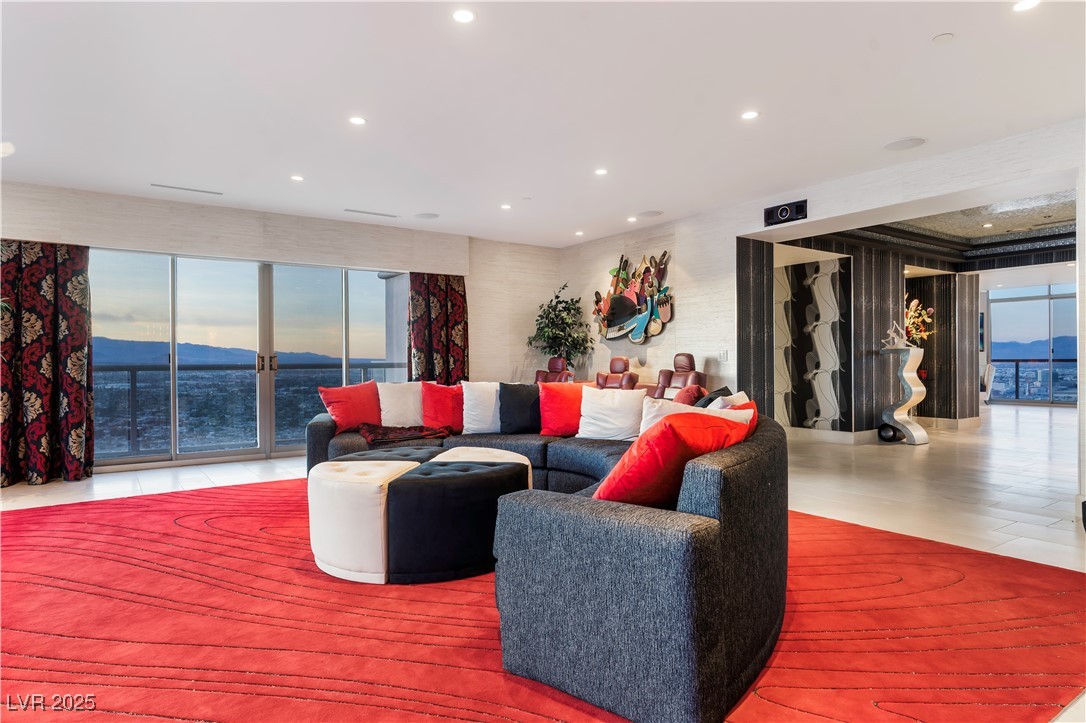 200 West Sahara Avenue 4101