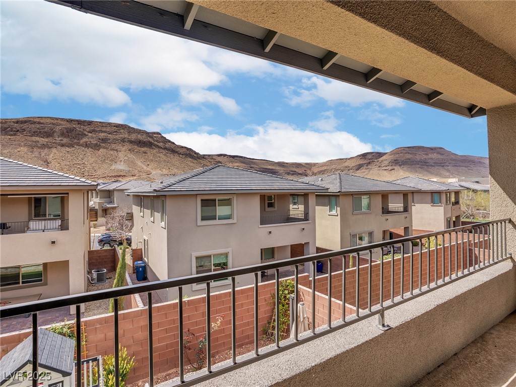 7023 Amethyst Peak Street