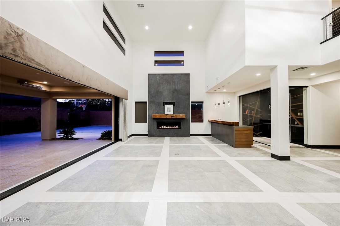 94 Glade Hollow Drive