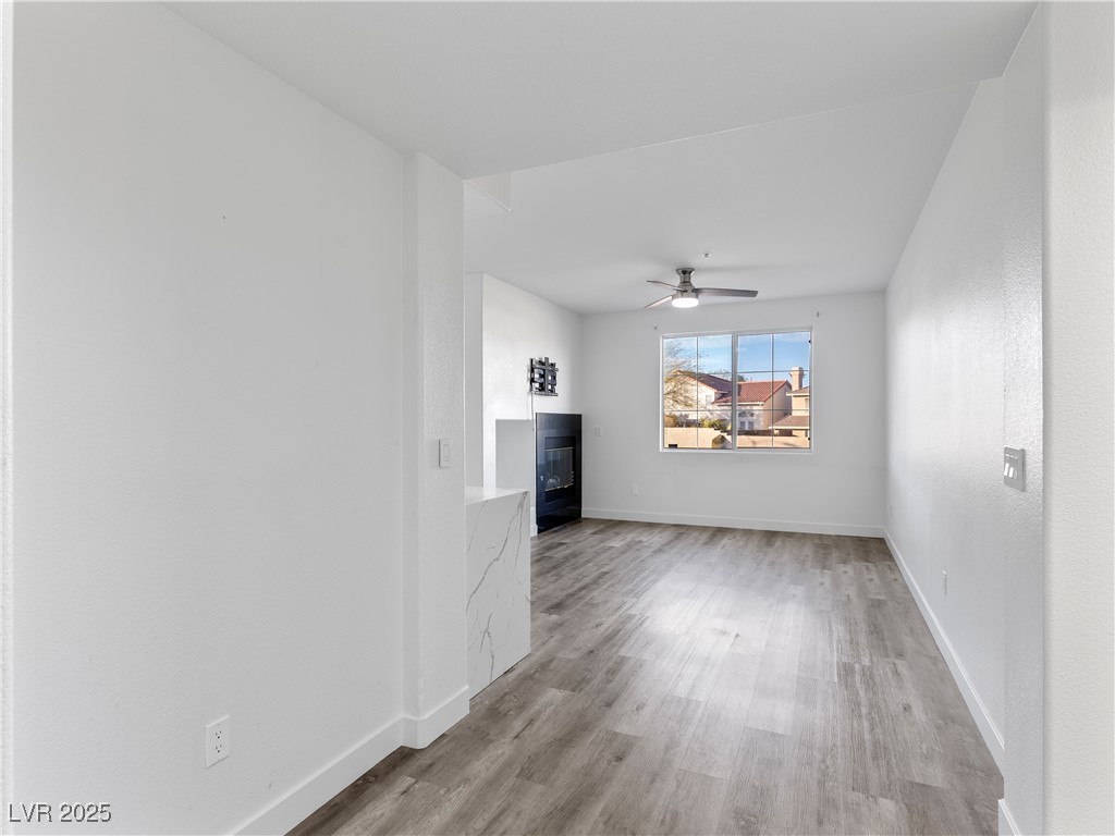 2325 Windmill Parkway 1711