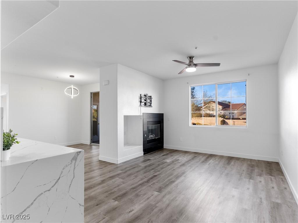 2325 Windmill Parkway 1711