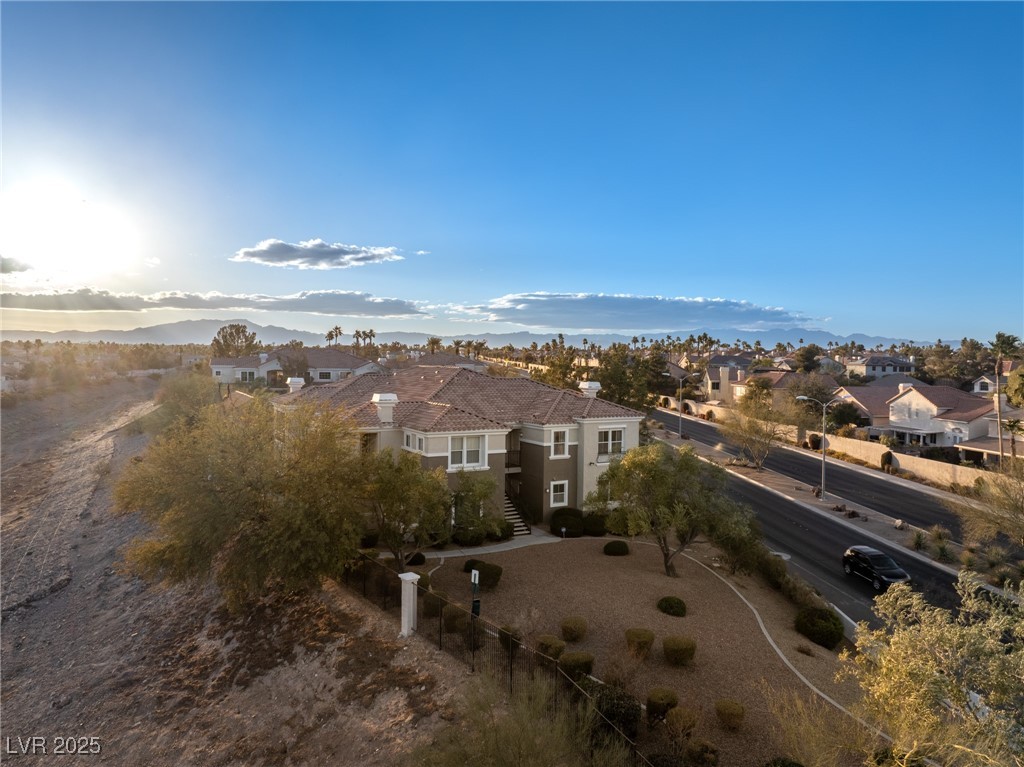2325 Windmill Parkway 1711