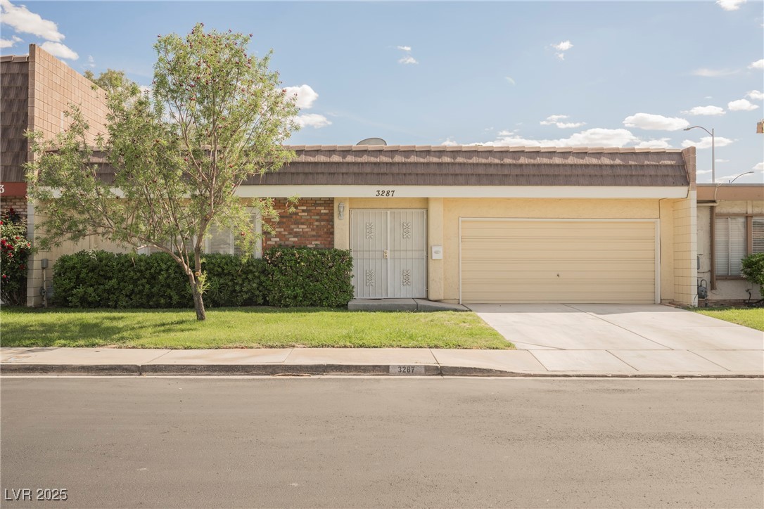 3287 Southridge Avenue