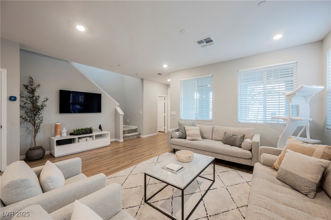 3525 Serravalle Lane