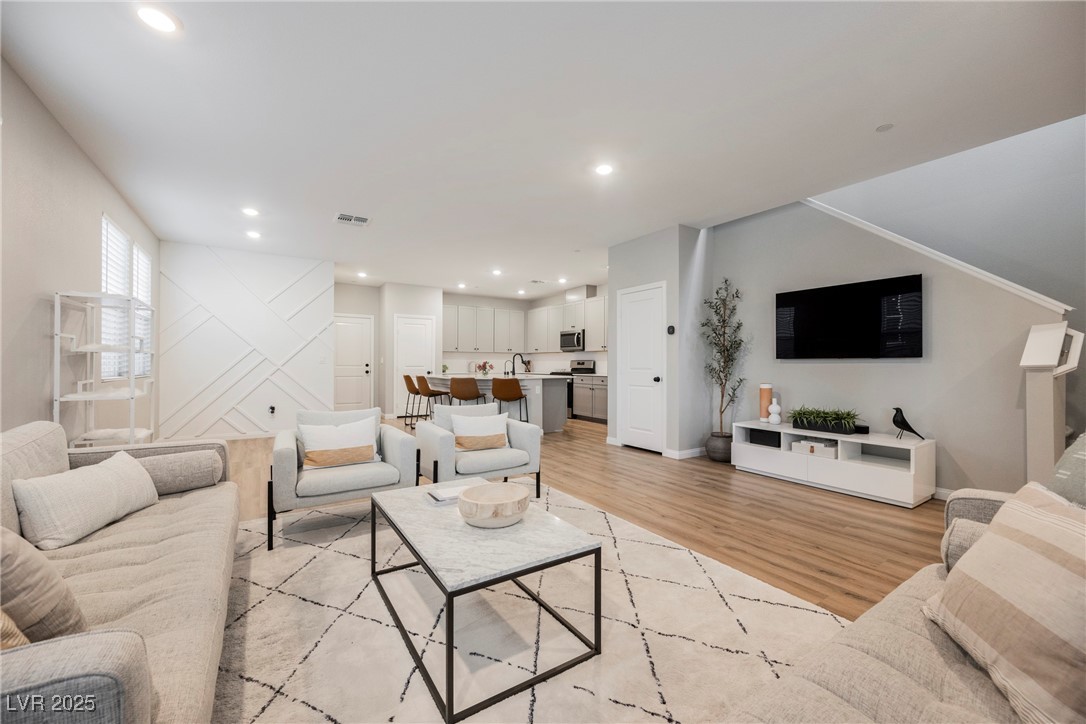 3525 Serravalle Lane