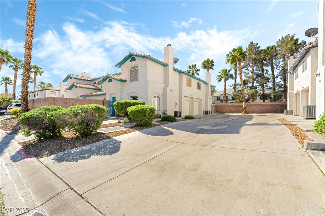 5025 Starfinder Avenue