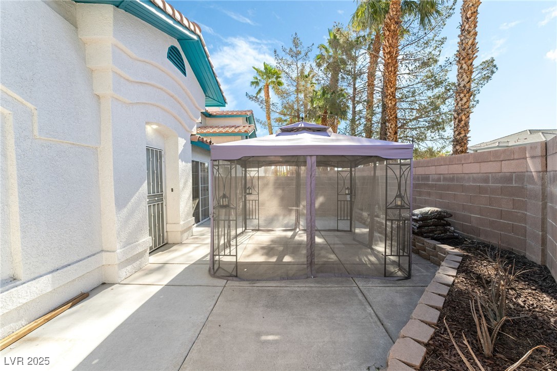 5025 Starfinder Avenue