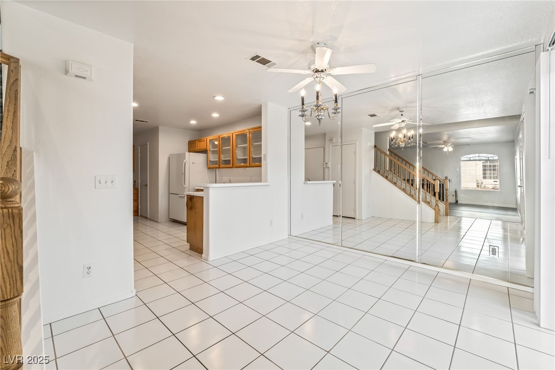5025 Starfinder Avenue