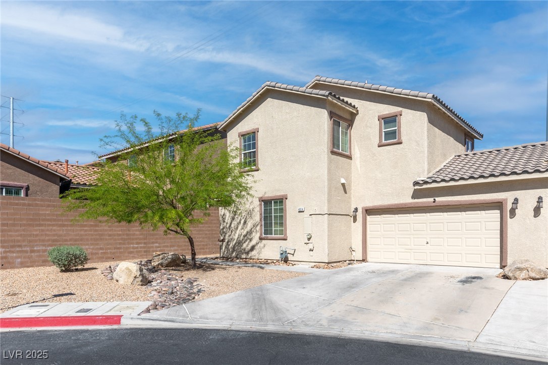 4014 Sparrow Rock Street
