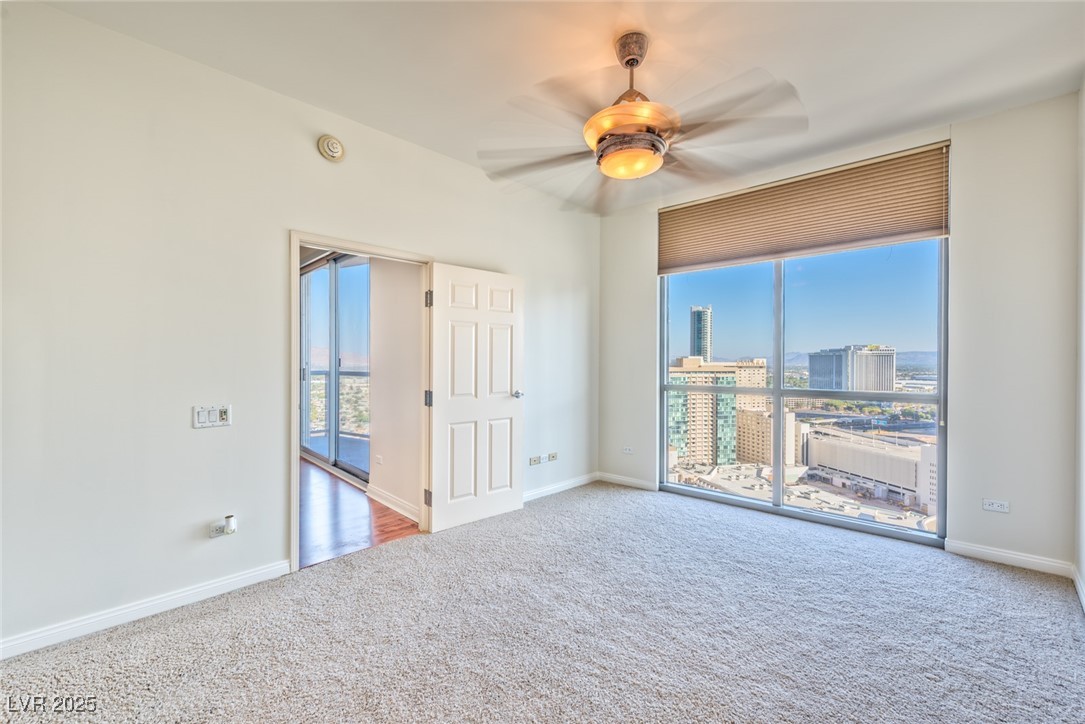 200 Sahara Avenue 2507