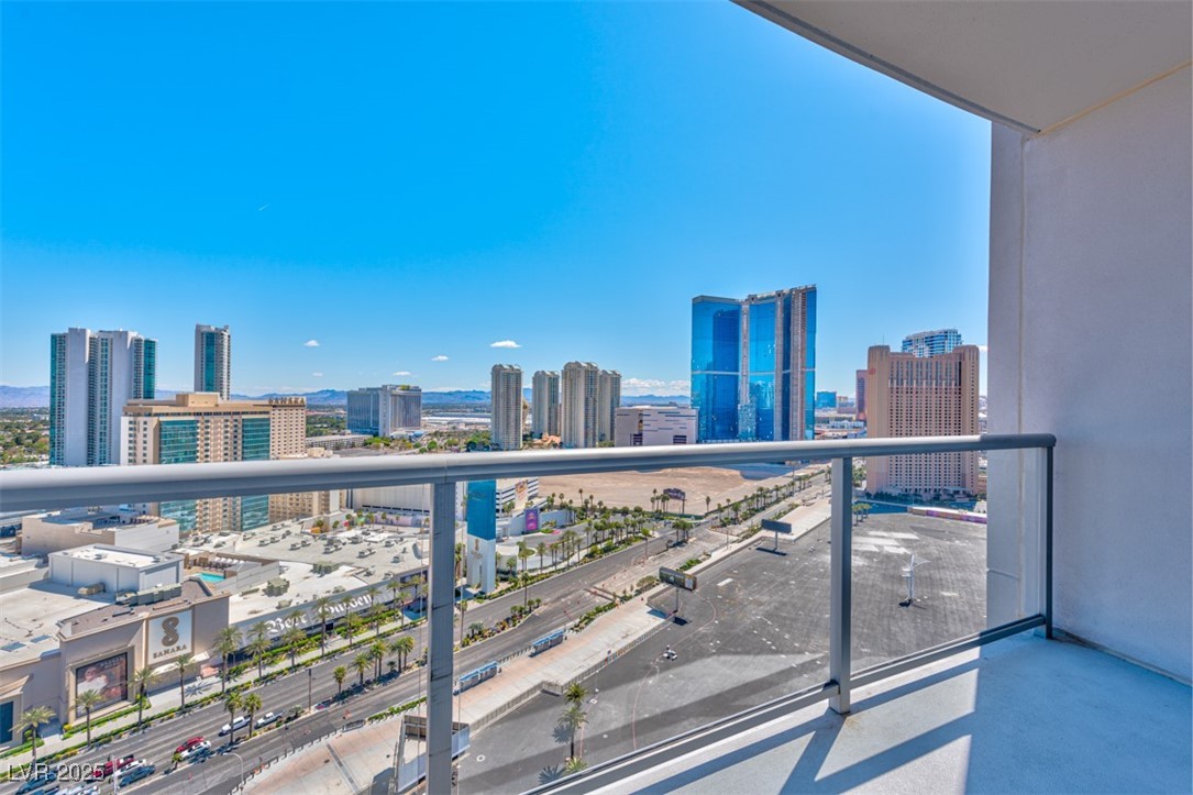 200 Sahara Avenue 2507
