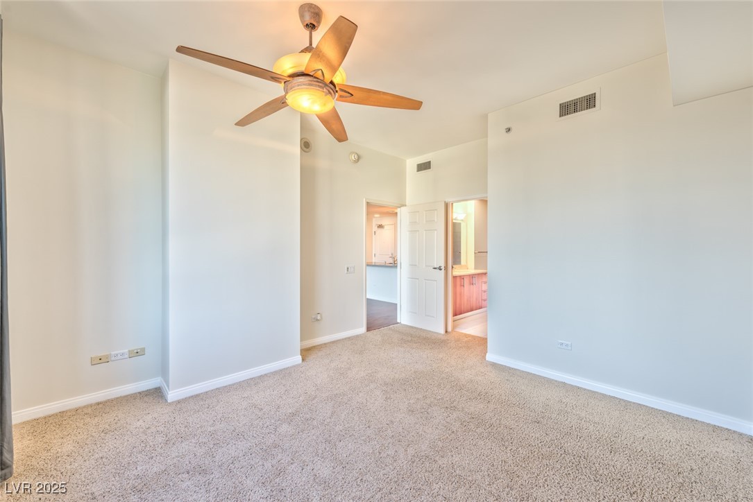 200 Sahara Avenue 2507