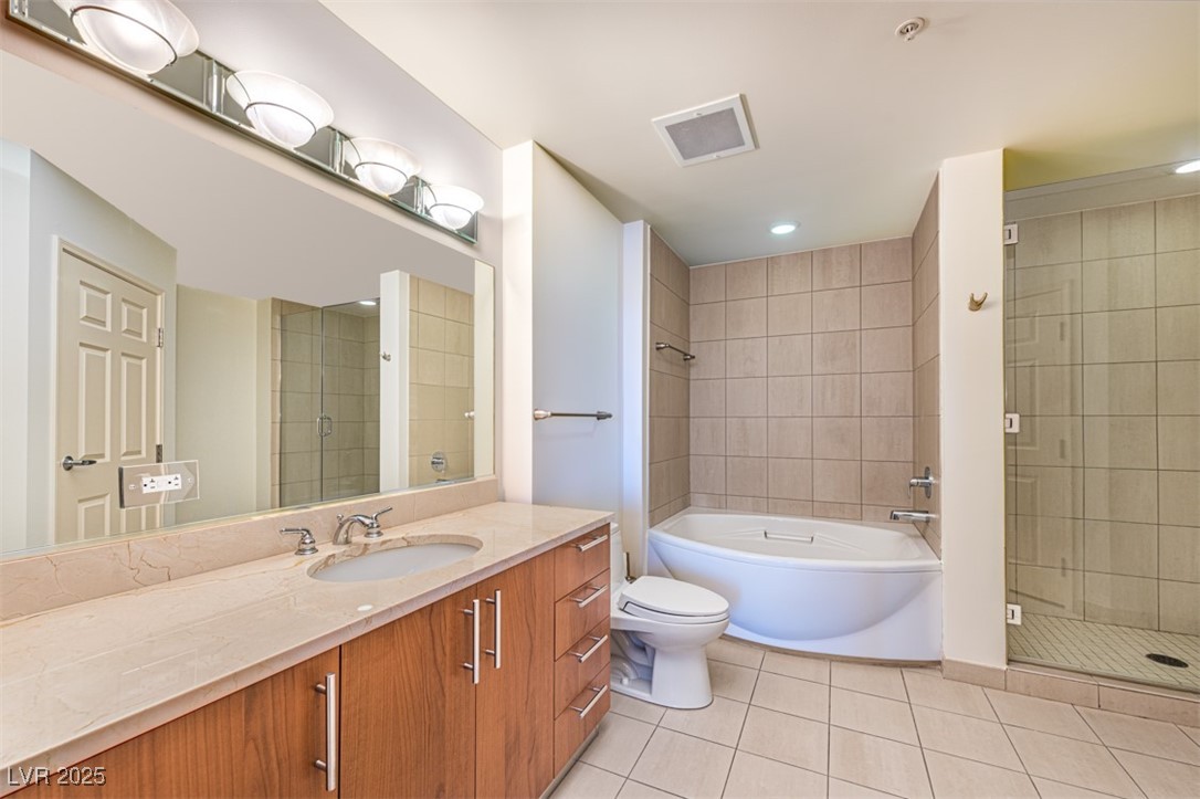 200 Sahara Avenue 2507
