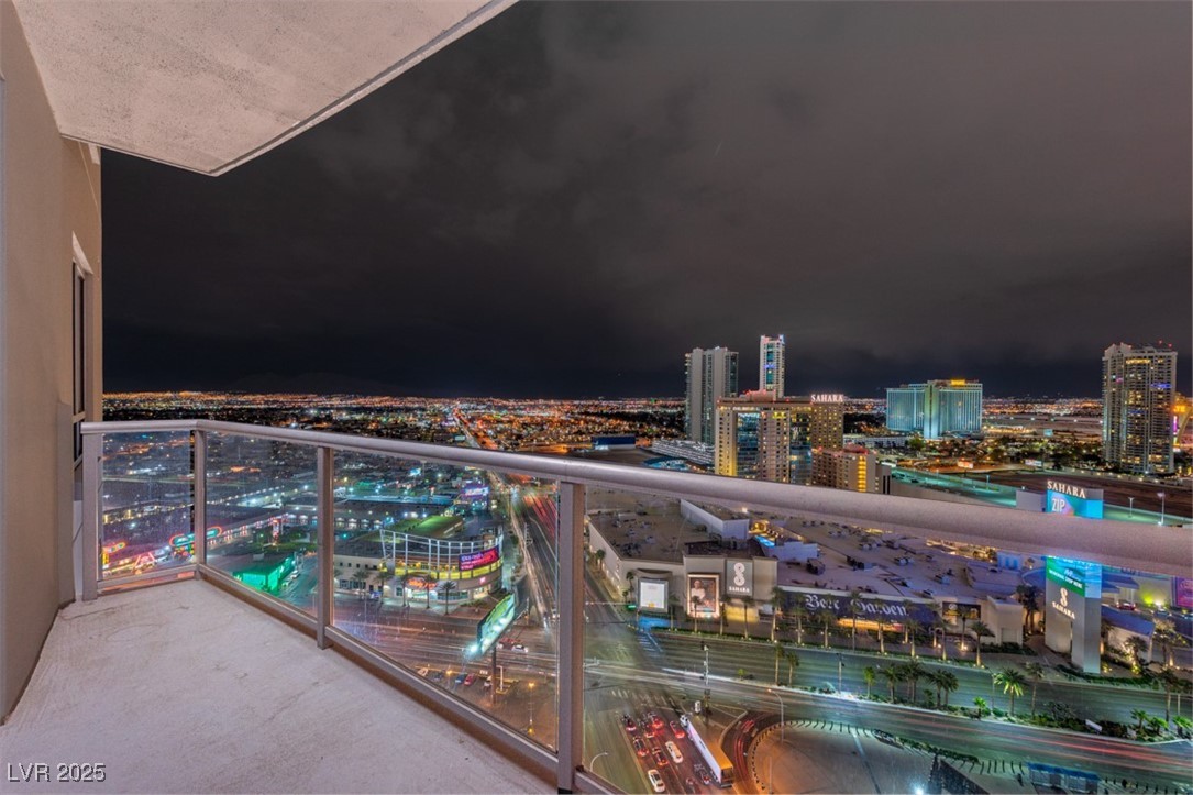 200 Sahara Avenue 2507