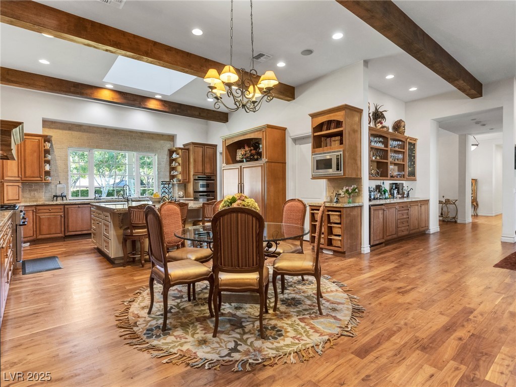 330 Rancho Circle