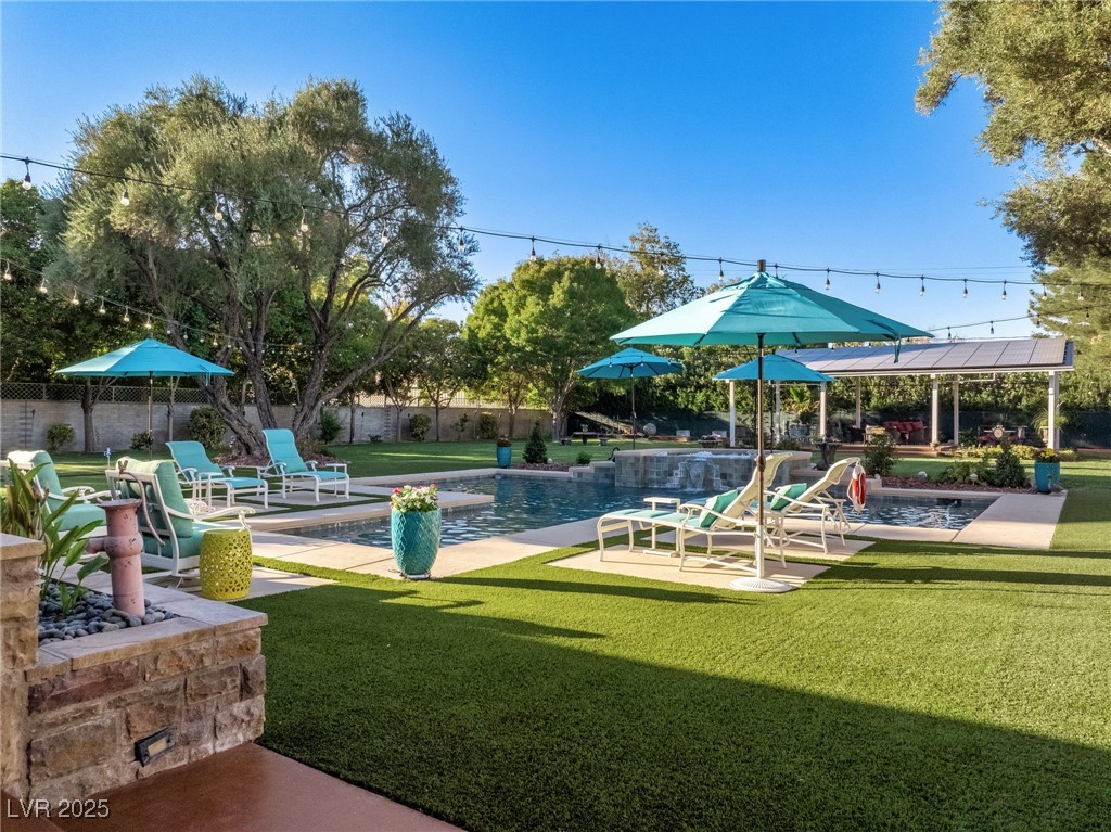 330 Rancho Circle