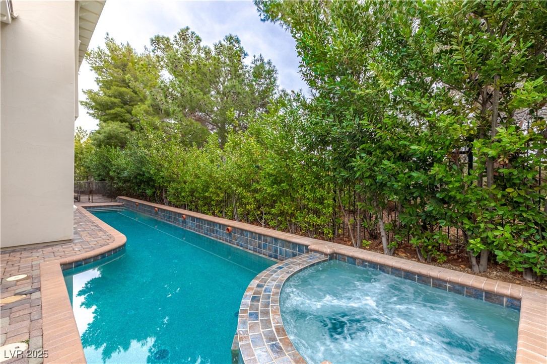 12056 Royal Dolnoch Court