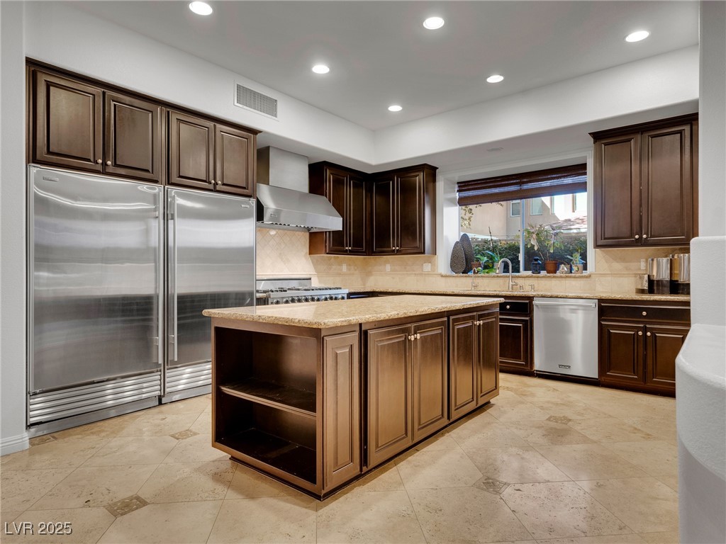 12056 Royal Dolnoch Court