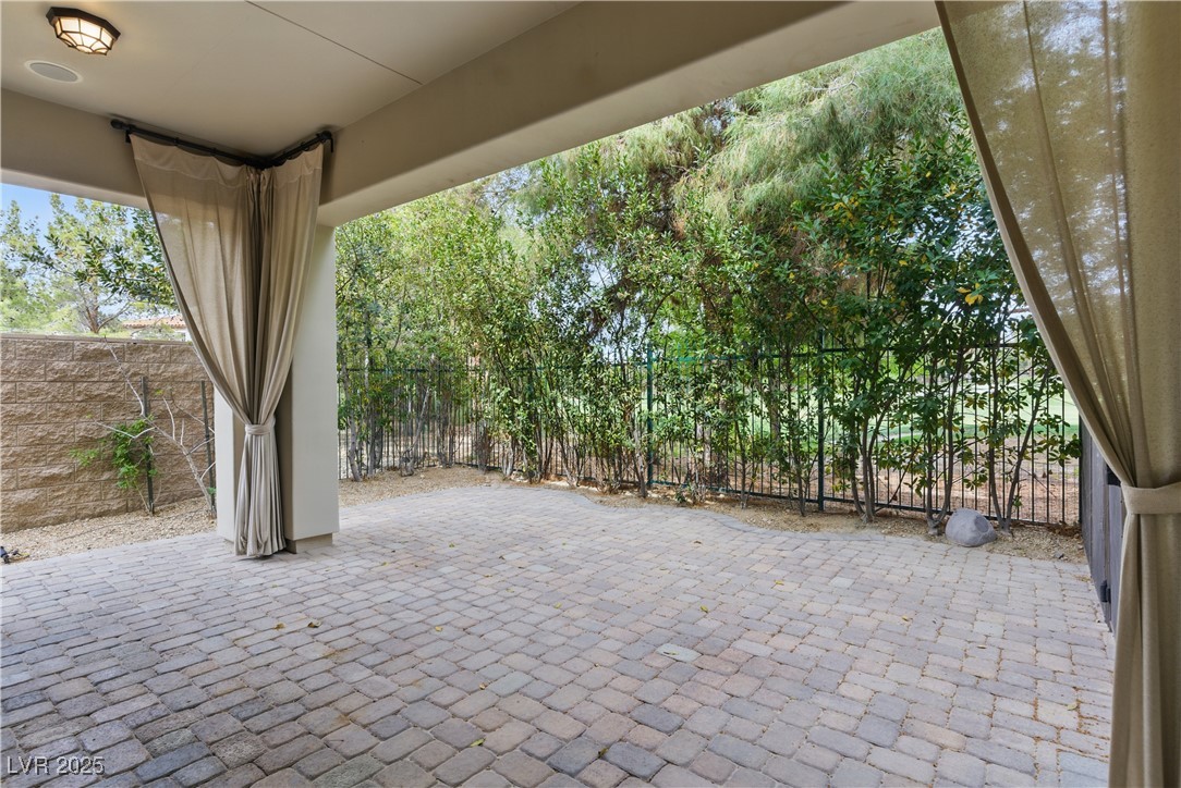 12056 Royal Dolnoch Court