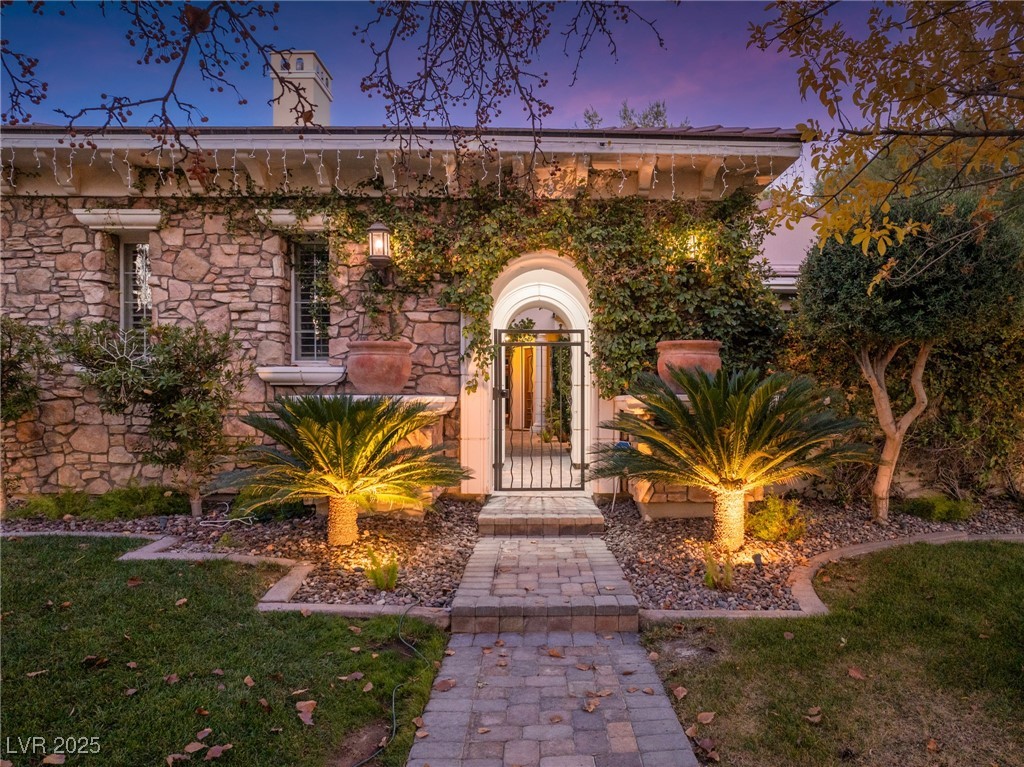 12056 Royal Dolnoch Court