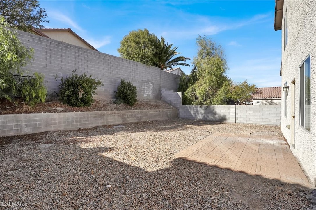 4439 Yellow Harbor Street