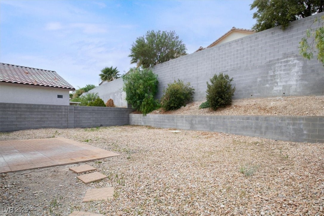 4439 Yellow Harbor Street