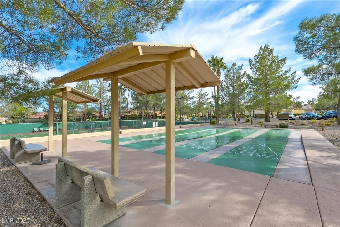 9552 Gold Bank Drive