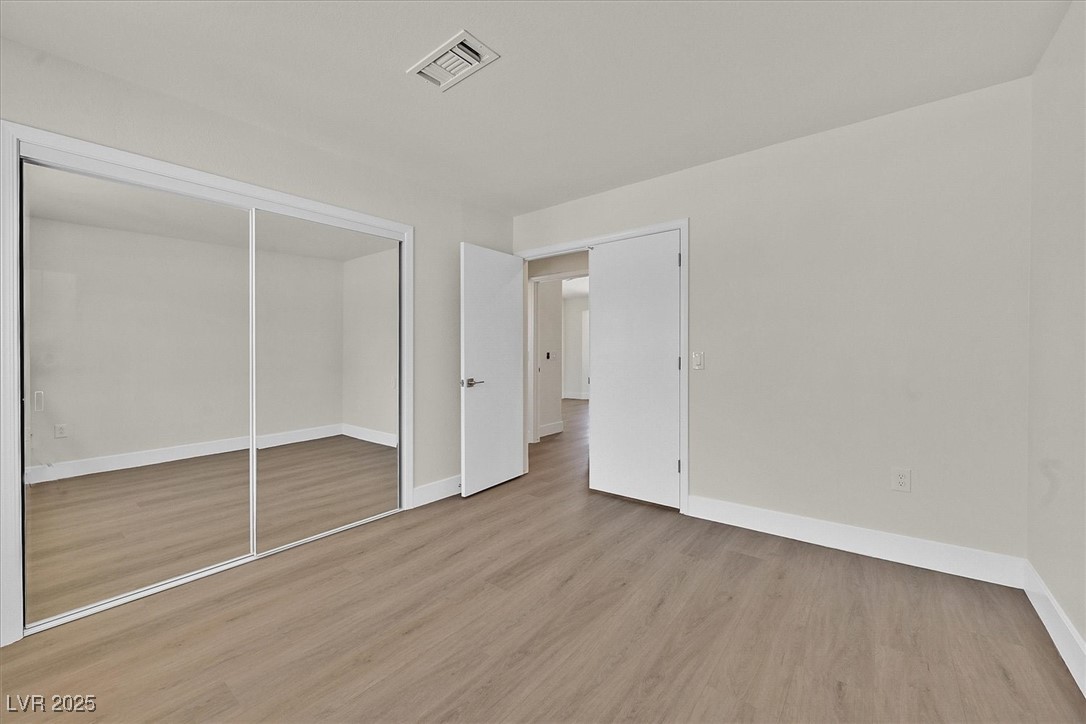 9552 Gold Bank Drive