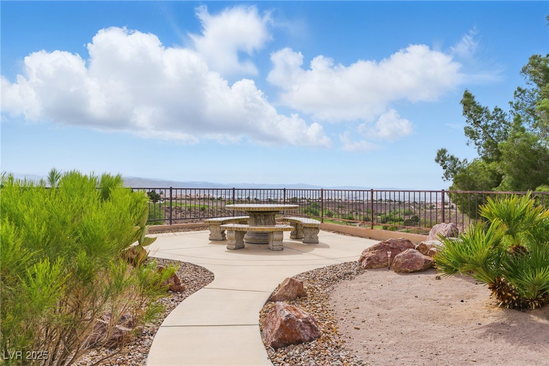 2612 Dearport Court
