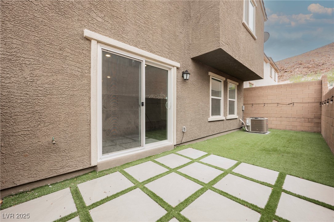 376 Yellow Finch Lane