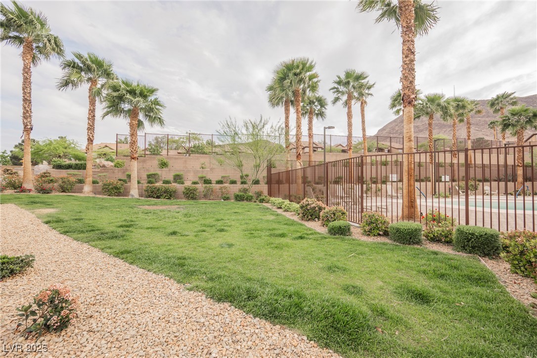 376 Yellow Finch Lane