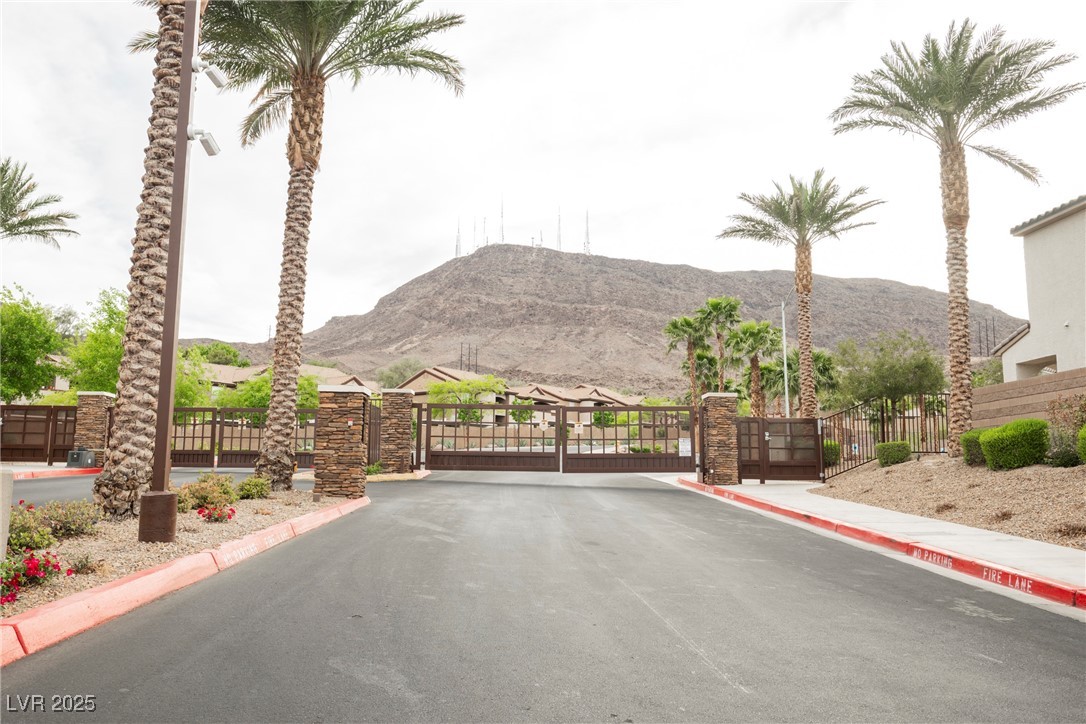 376 Yellow Finch Lane