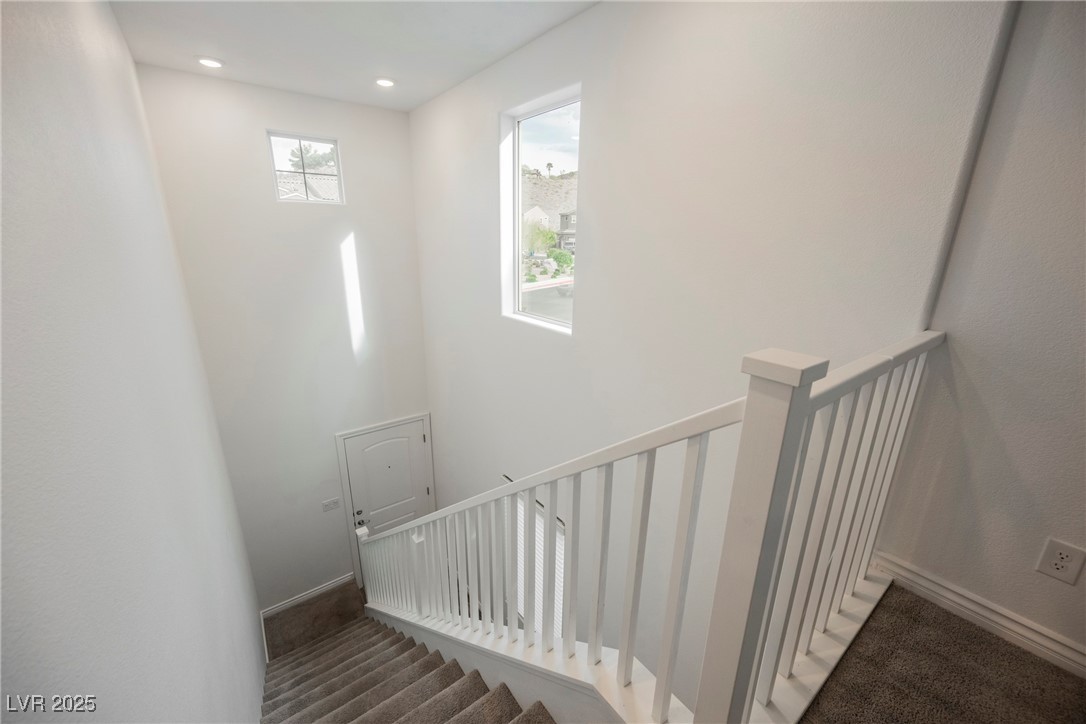 376 Yellow Finch Lane